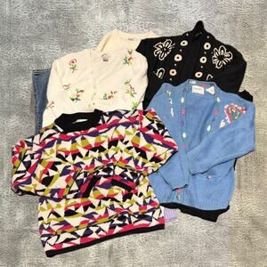 Womens Vintage Whimsy Knit Bundle of 4